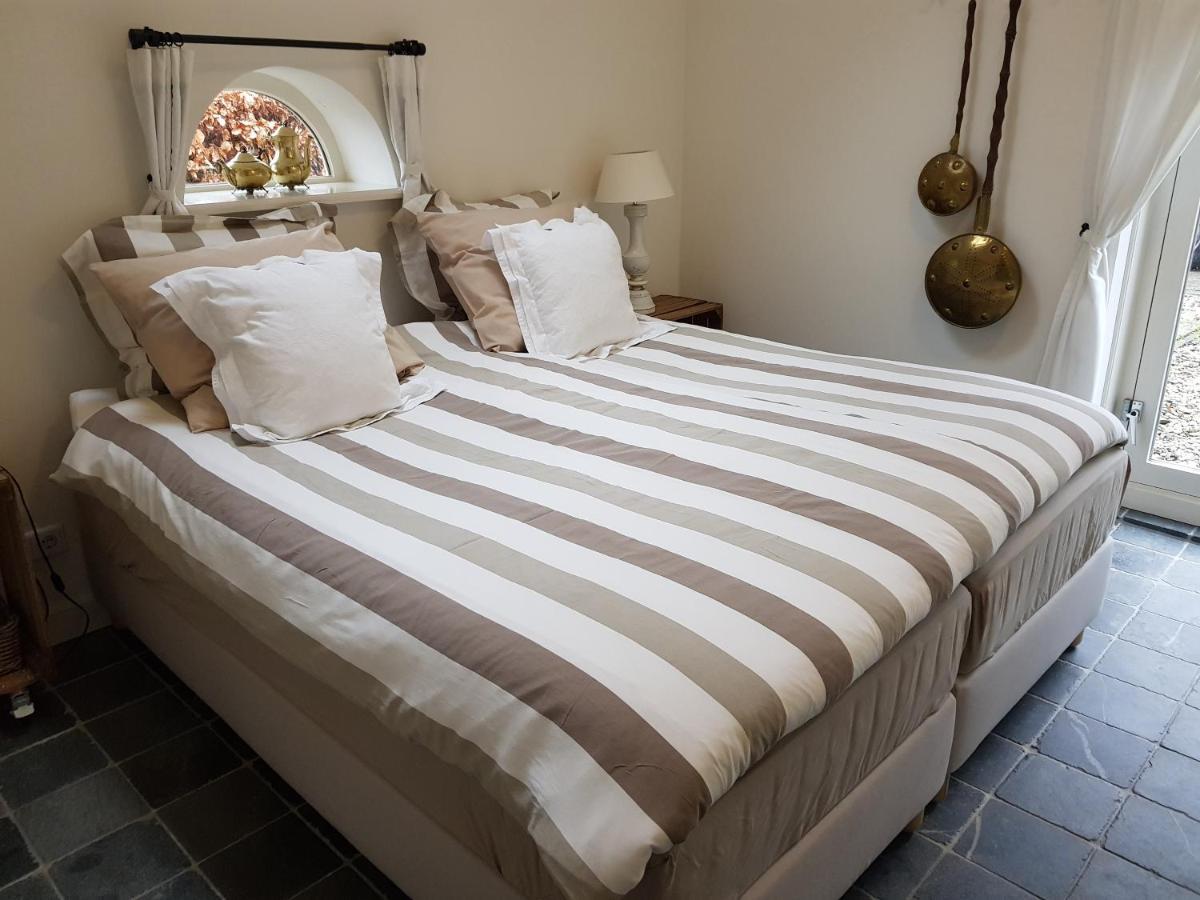 Bij Saar Bed & Breakfast Zwinderen ห้อง รูปภาพ