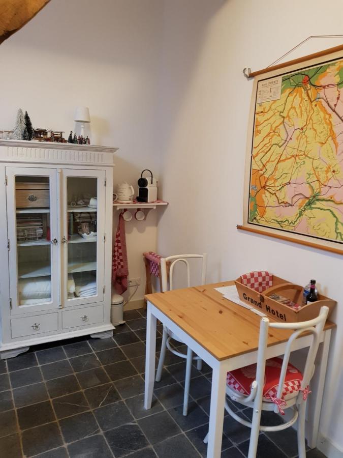 Bij Saar Bed & Breakfast Zwinderen ภายนอก รูปภาพ